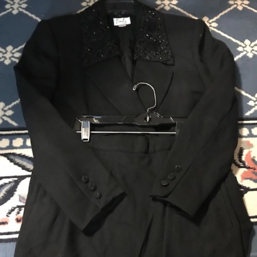 2-PC Women's Vintage Suit